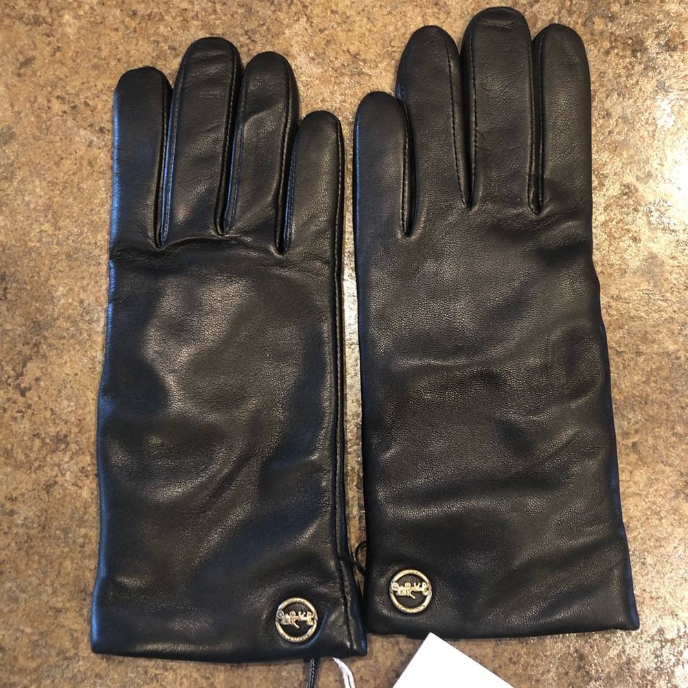 Coach Tech Gear Gloves